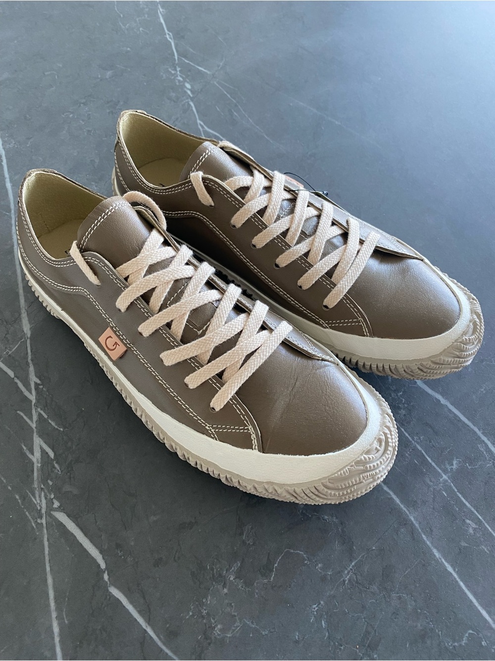 Spingle Sneakers- made in Japan
